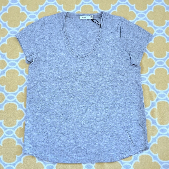 Vince Tops - Vince Not-So-Basic Heather Grey🩶 "Tissue" Tee👕 - NWT